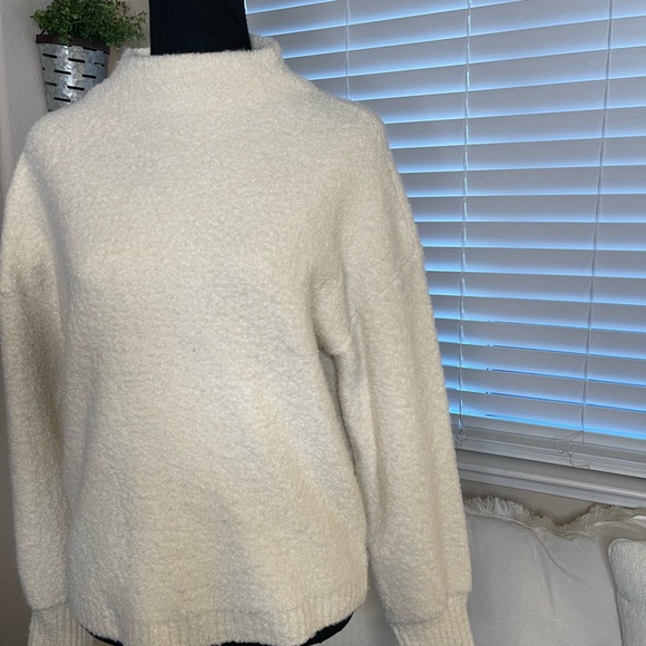 Marled Ivory Cream Mock Neck Turtleneck Sweater - Picture 3 of 5